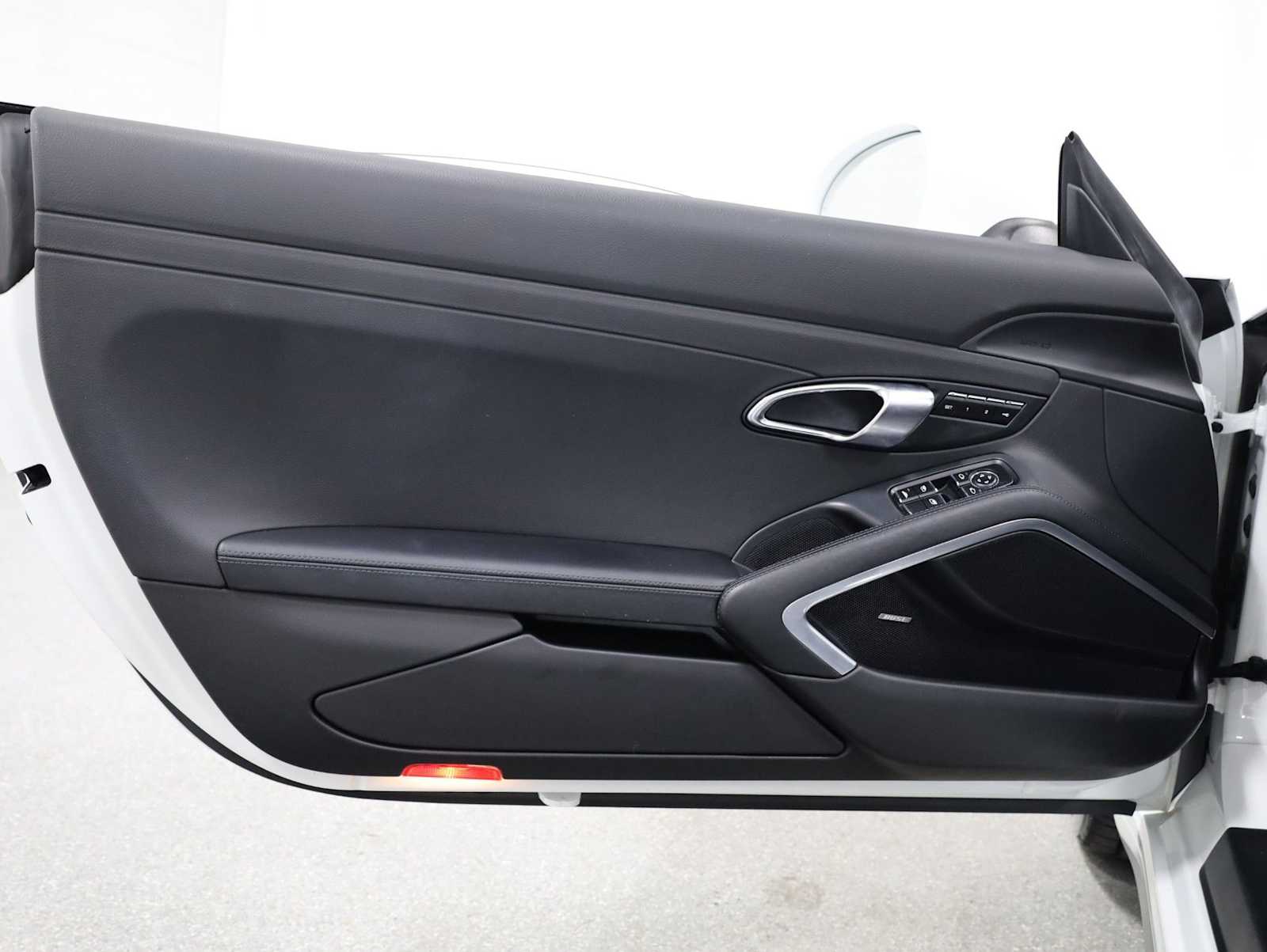 Thumbnail: 2014 Porsche 911 - 16