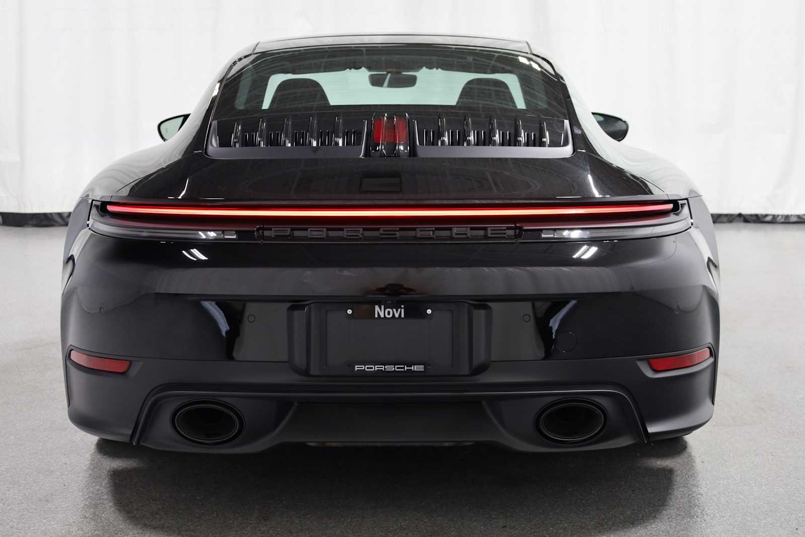 Thumbnail: 2025 Porsche 911 - 7