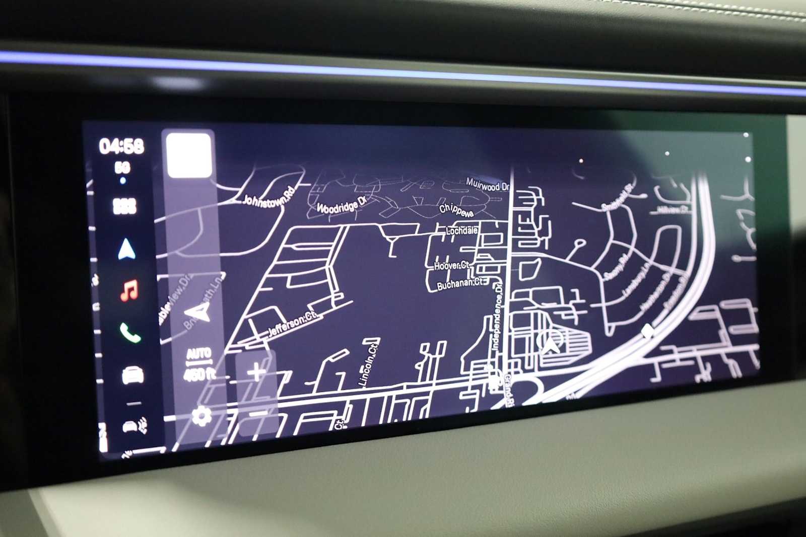 Thumbnail: 2025 Porsche Macan - 34