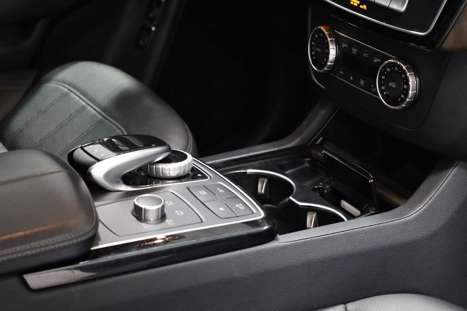 Thumbnail: 2019 Mercedes-Benz GLS - 18