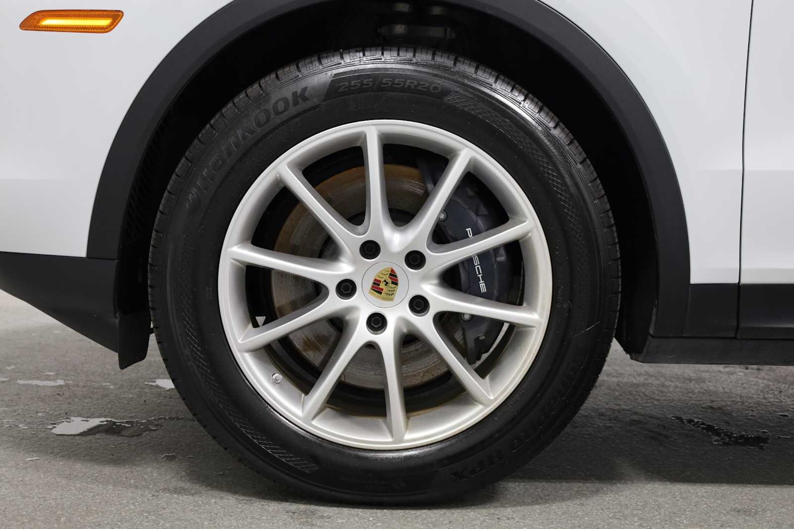 Thumbnail: 2024 Porsche Cayenne - 34