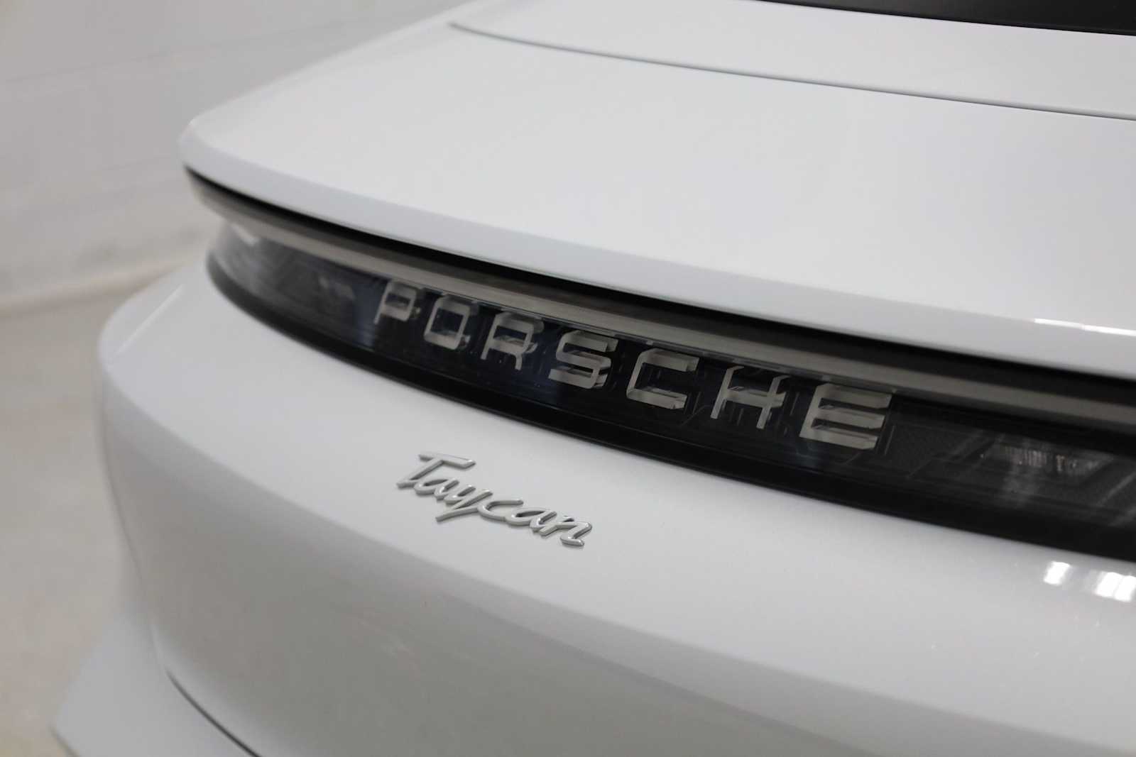 Thumbnail: 2025 Porsche Taycan - 8