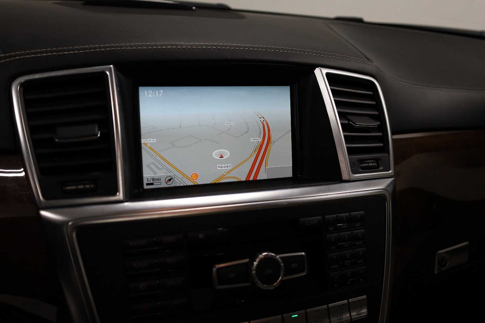 Thumbnail: 2014 Mercedes-Benz M-Class - 29