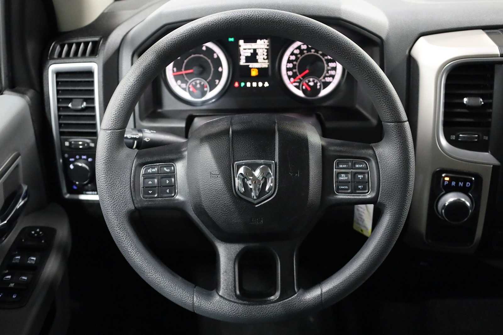 Thumbnail: 2019 RAM 1500 Classic - 20