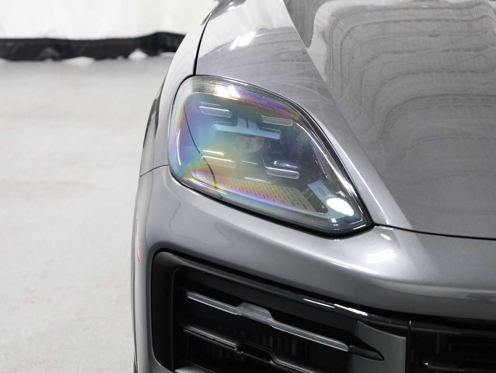 Thumbnail: 2024 Porsche  - 15