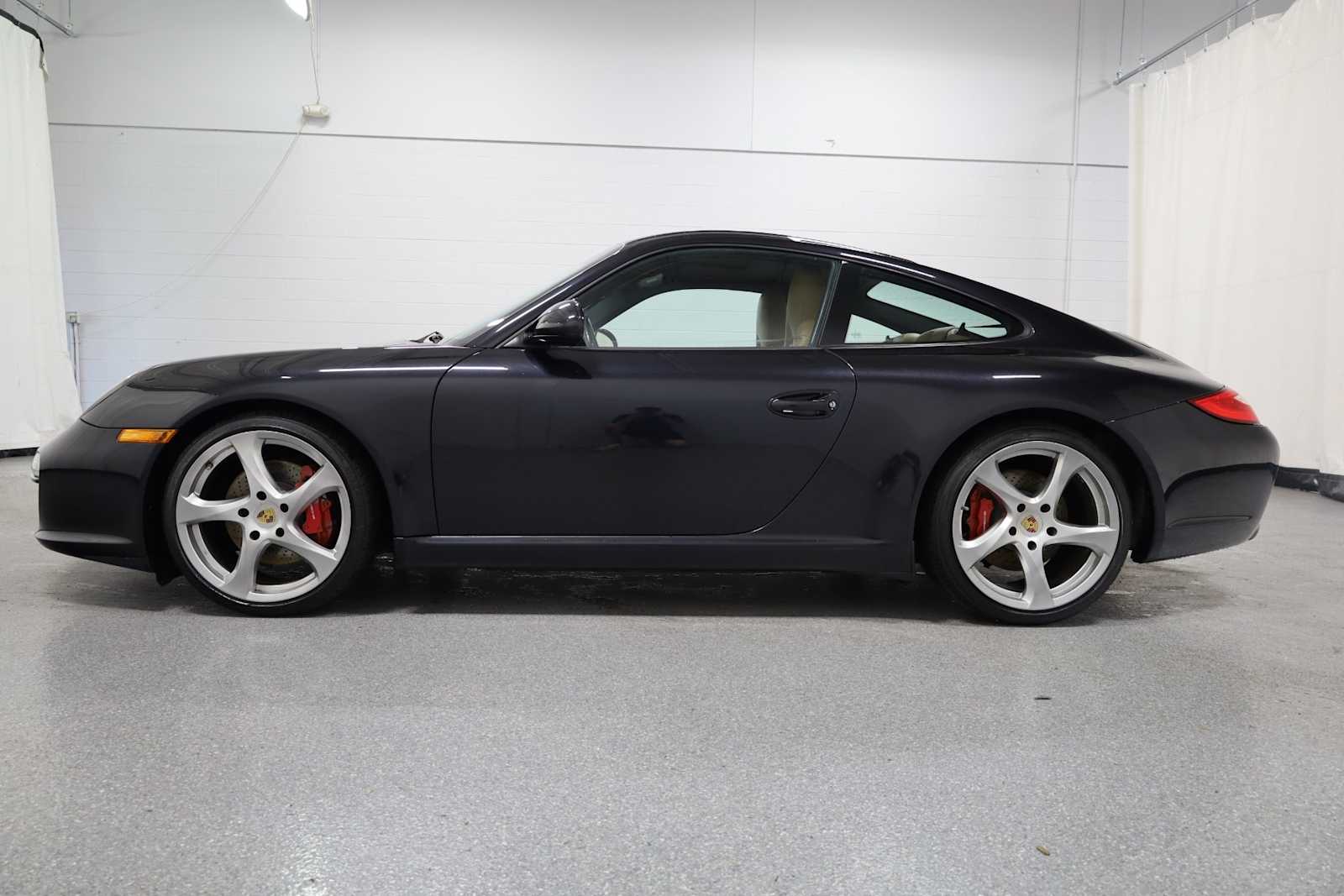 Thumbnail: 2009 Porsche 911 - 2