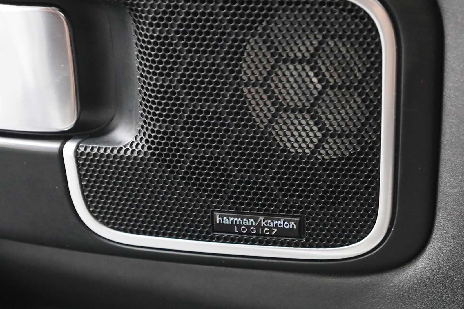 Thumbnail: 2012 Land Rover Range Rover - 17