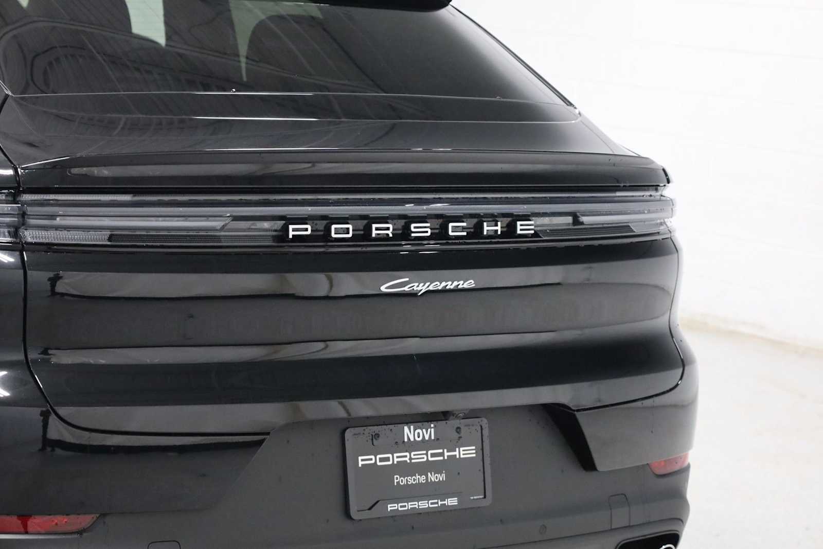 Thumbnail: 2026 Porsche  - 8