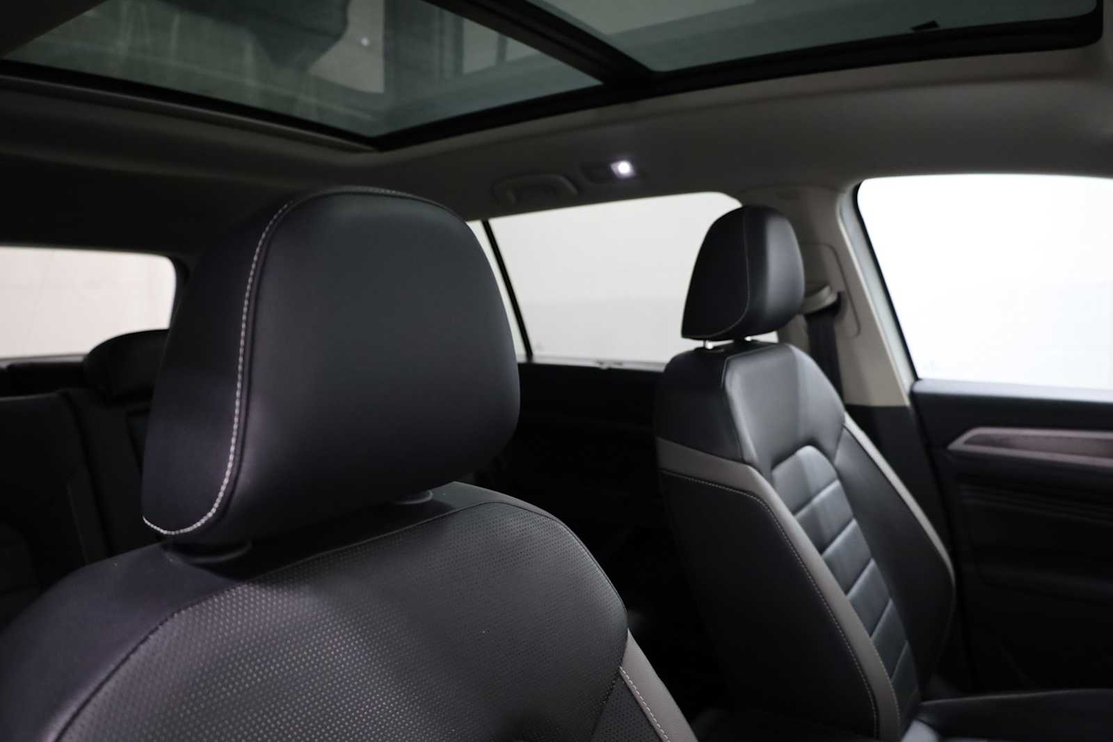 Thumbnail: 2021 Volkswagen Atlas - 20