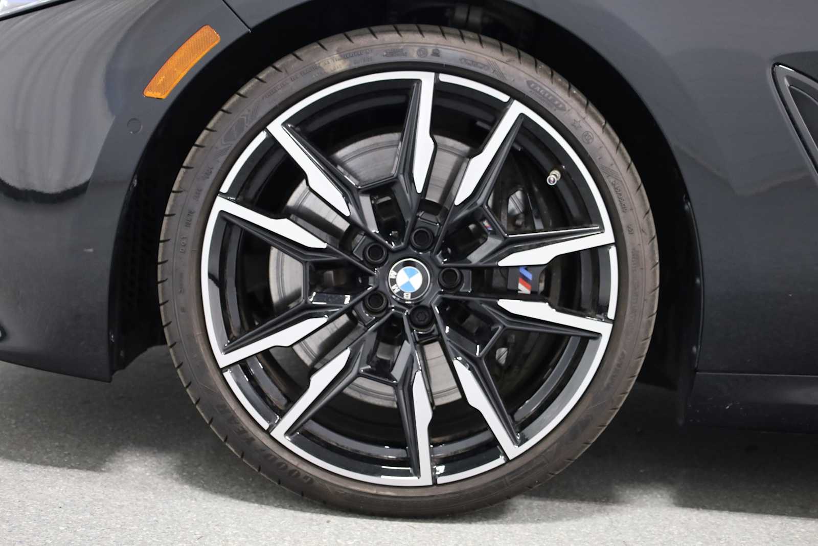 Thumbnail: 2024 BMW 8 Series - 33