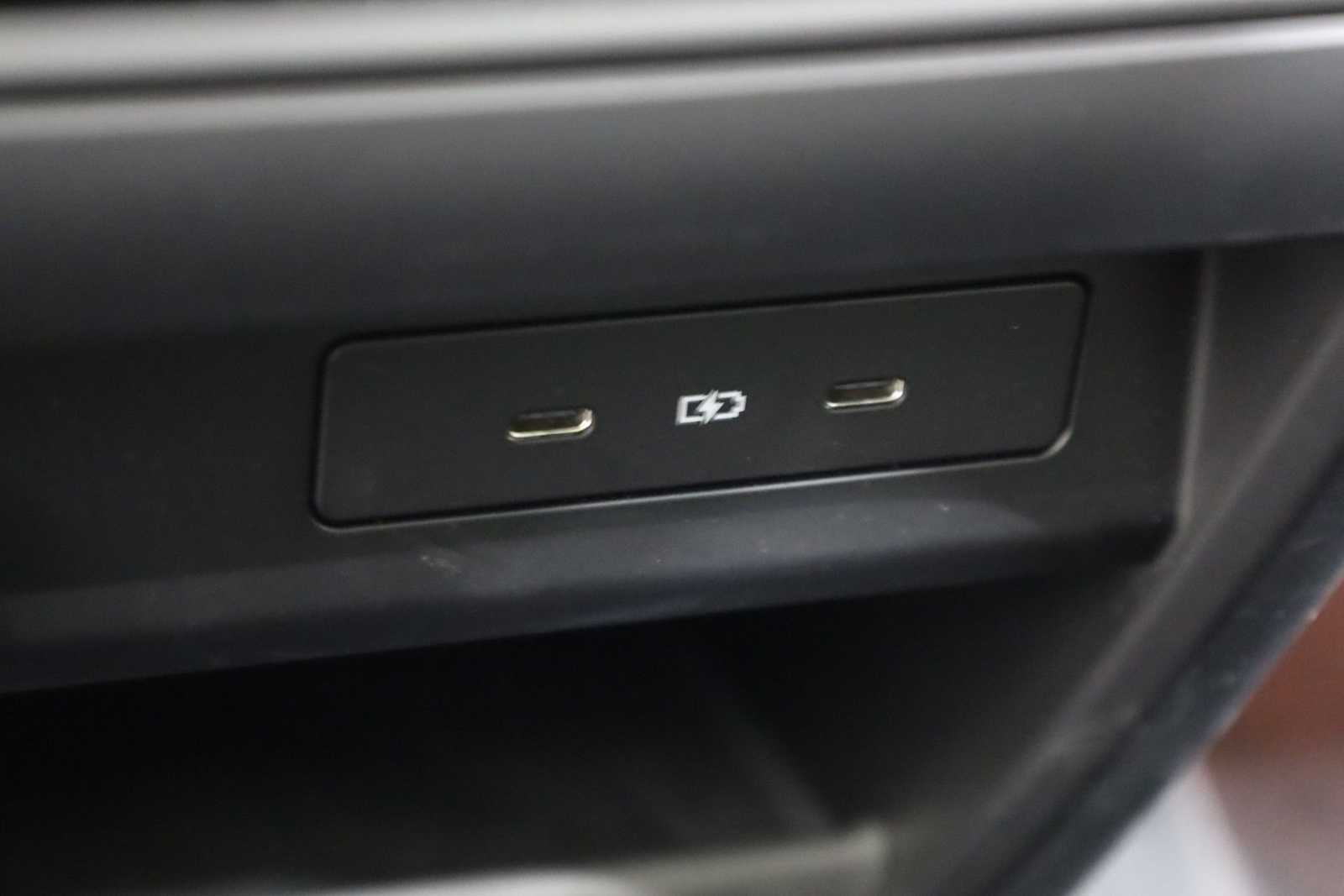 Thumbnail: 2025 Porsche Cayenne - 35