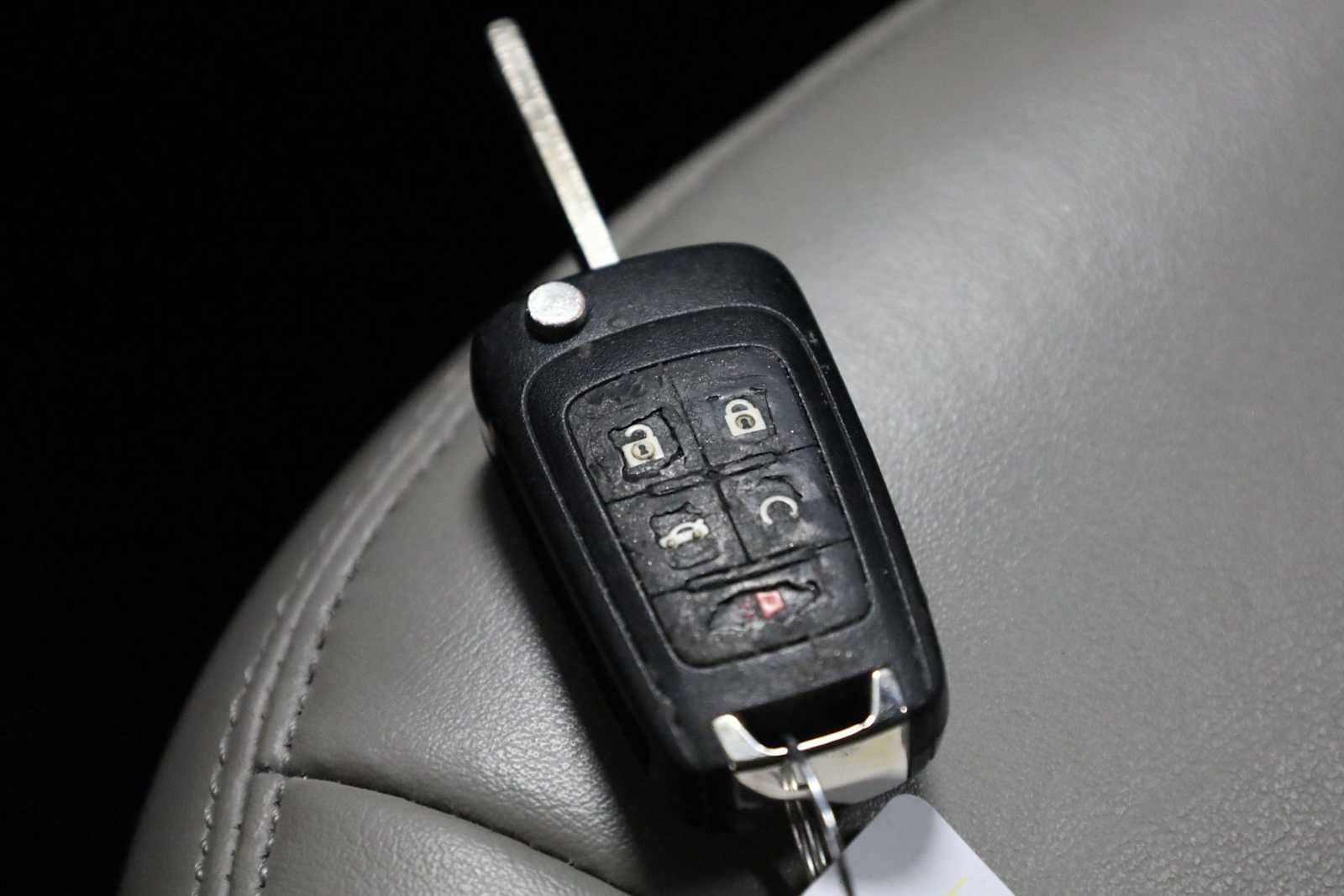 Thumbnail: 2013 Buick Verano - 37