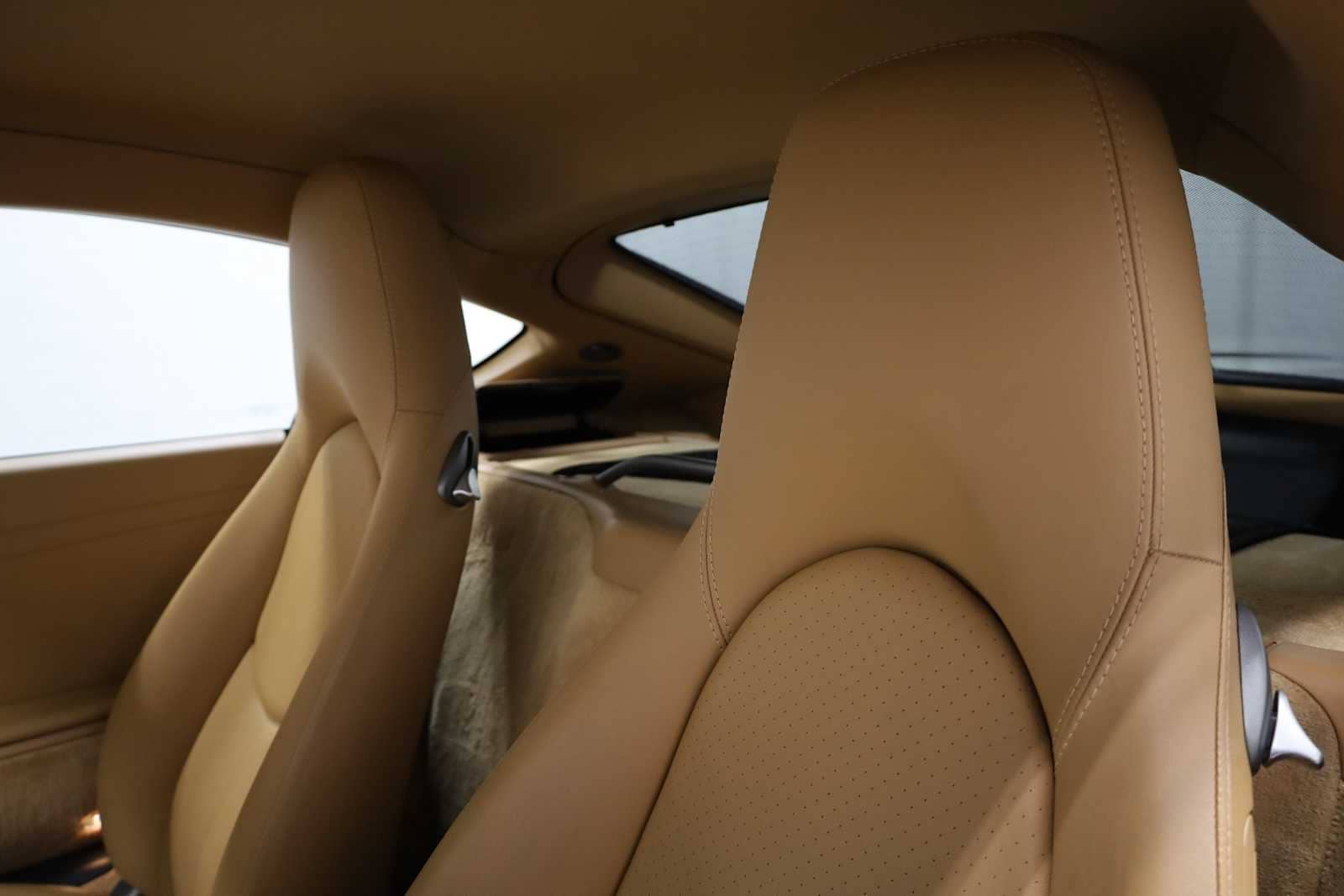 Thumbnail: 2007 Porsche Cayman - 16