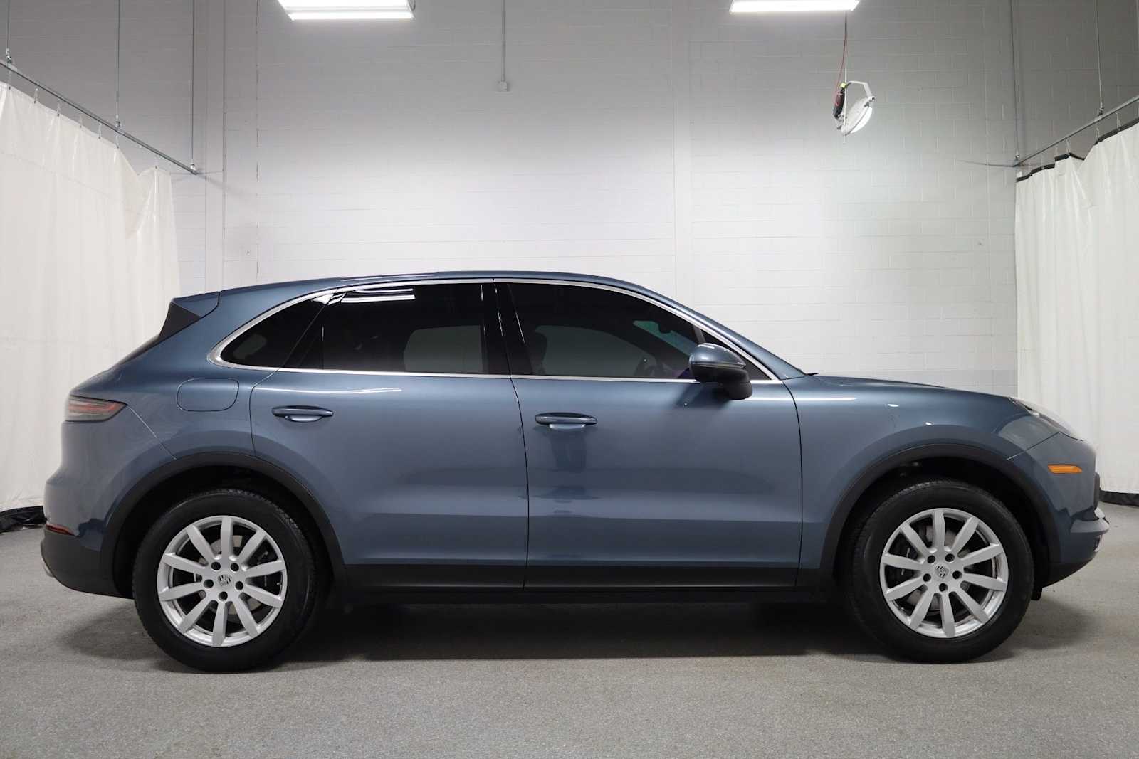 Thumbnail: 2019 Porsche Cayenne - 10