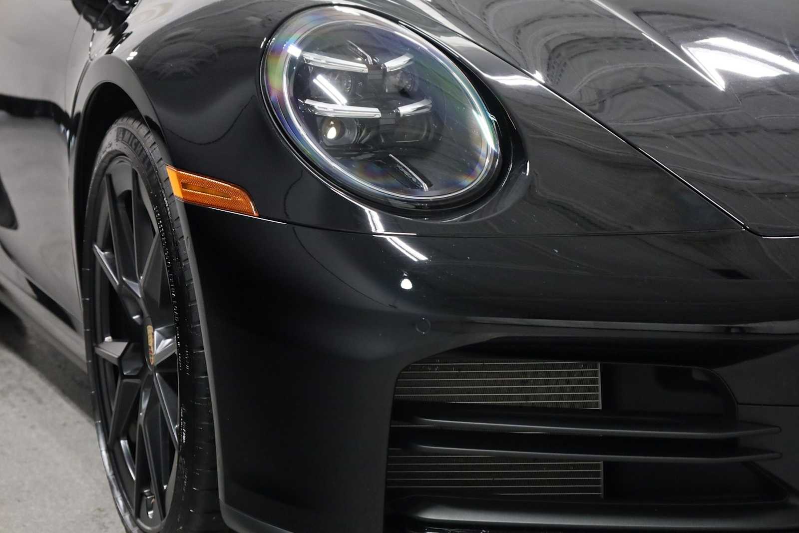 Thumbnail: 2025 Porsche 911 - 15