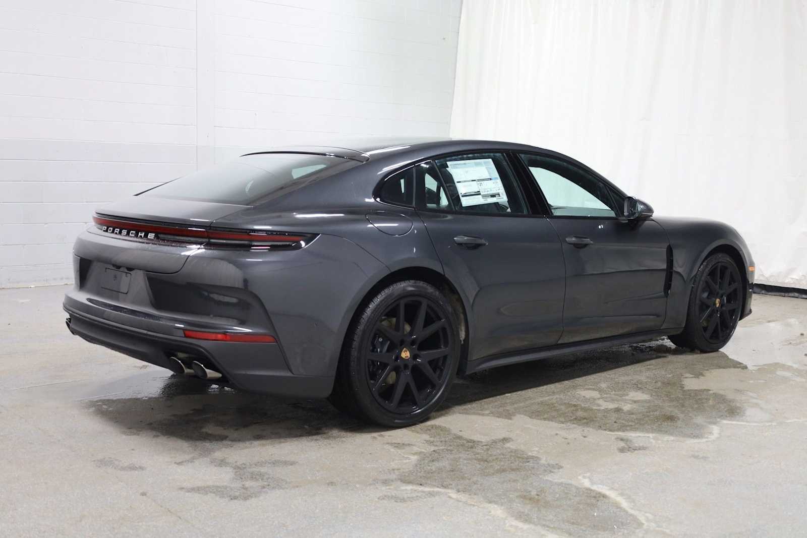 Thumbnail: 2026 Porsche Panamera - 9