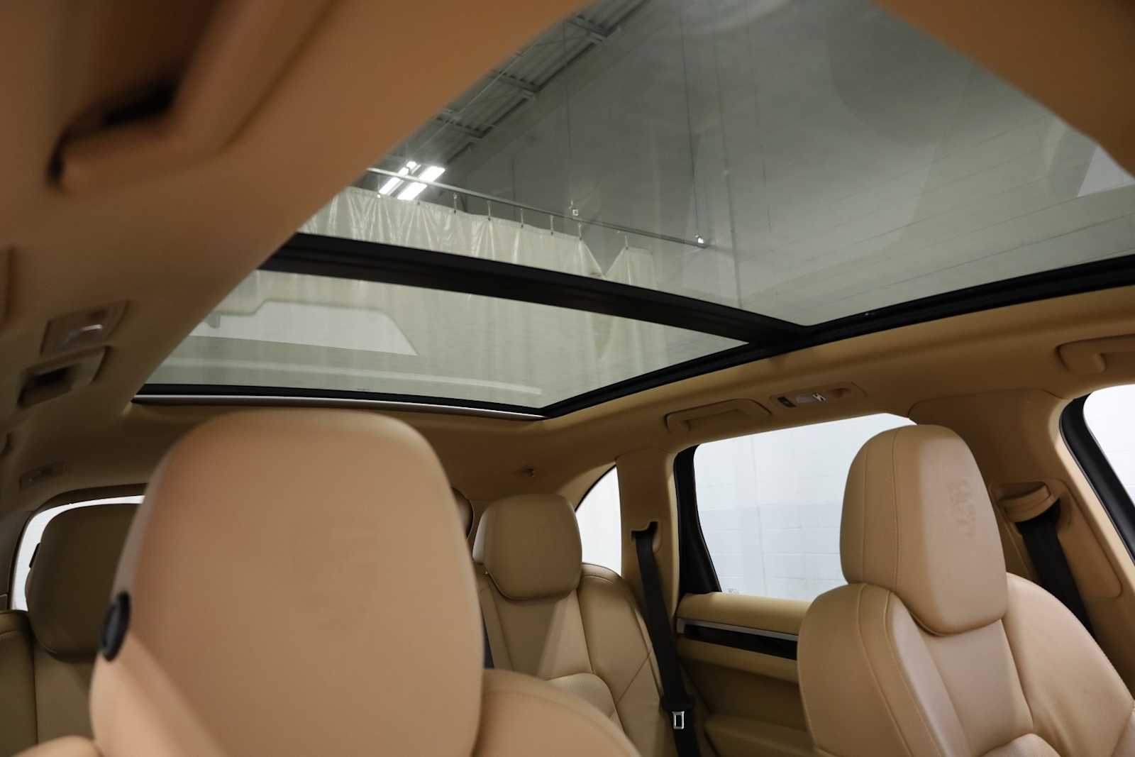 Thumbnail: 2014 Porsche Cayenne - 20
