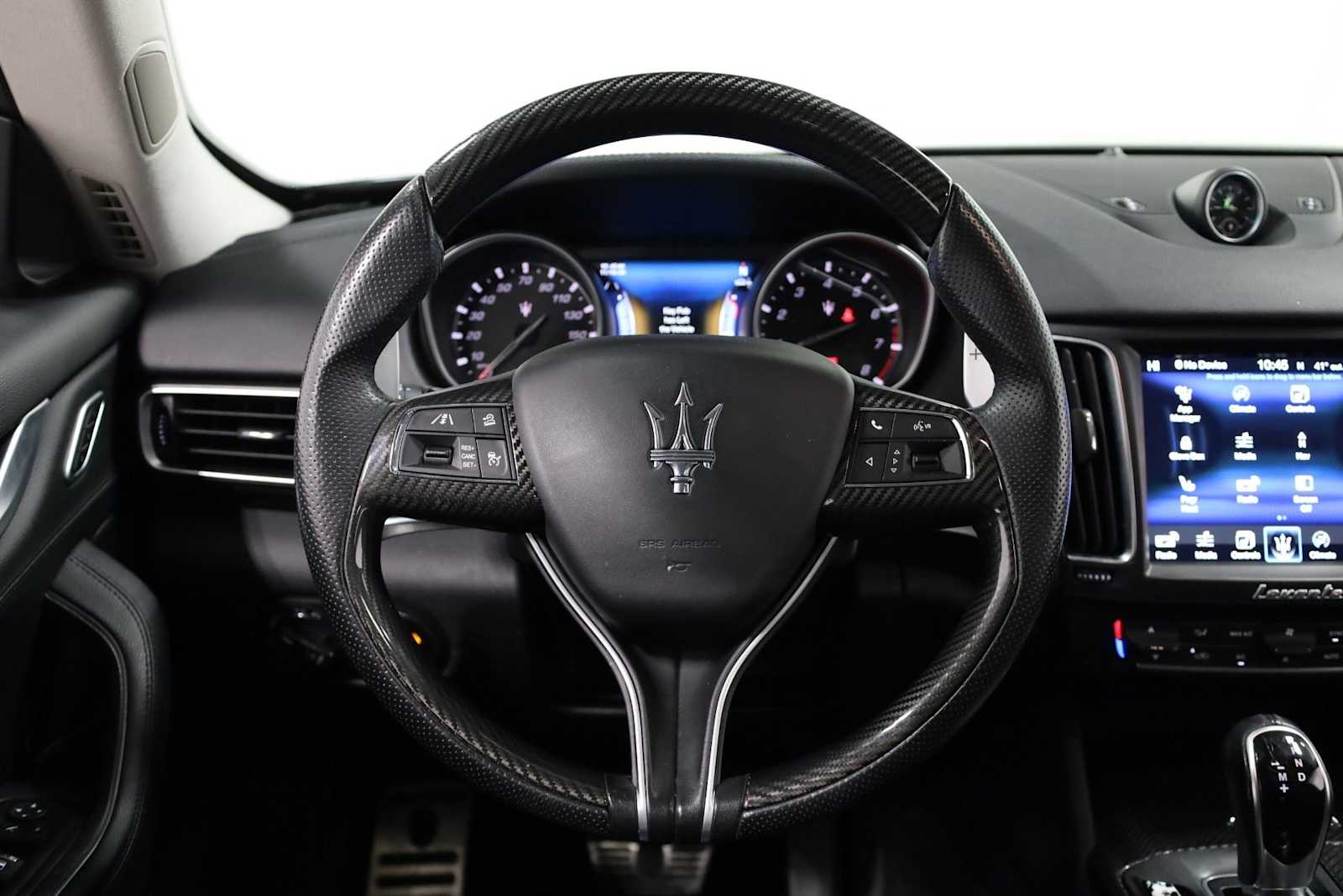 Thumbnail: 2017 Maserati Levante - 25