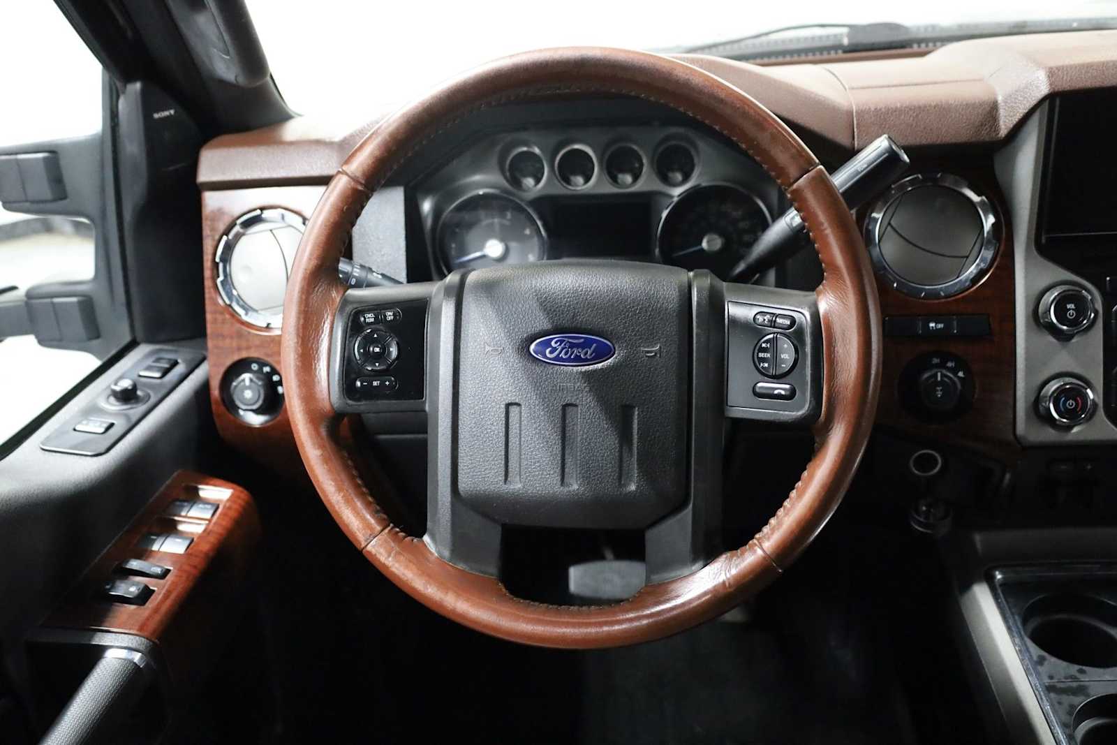 Thumbnail: 2014 Ford F-250 - 22