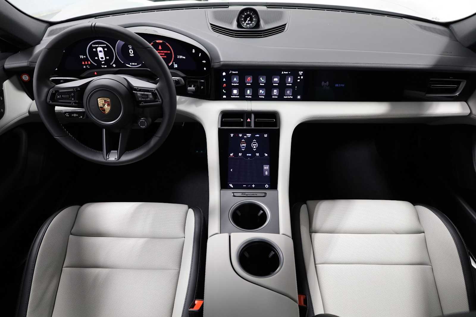Thumbnail: 2025 Porsche Taycan - 20