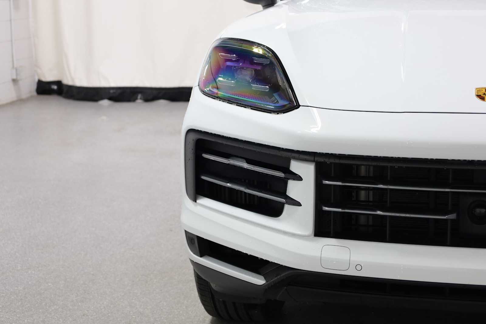 Thumbnail: 2024 Porsche Cayenne - 13