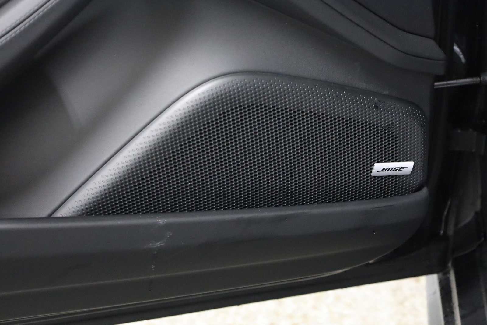 Thumbnail: 2026 Porsche Panamera - 17