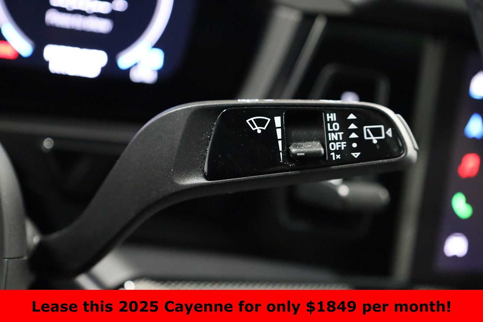 Thumbnail: 2025 Porsche Cayenne - 31