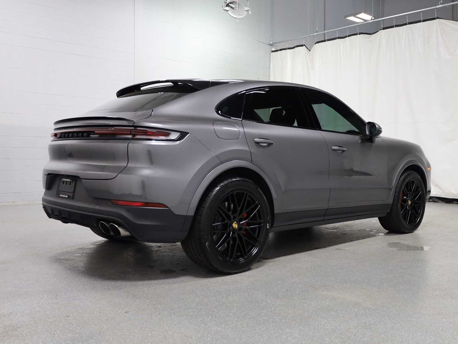Thumbnail: 2024 Porsche  - 9