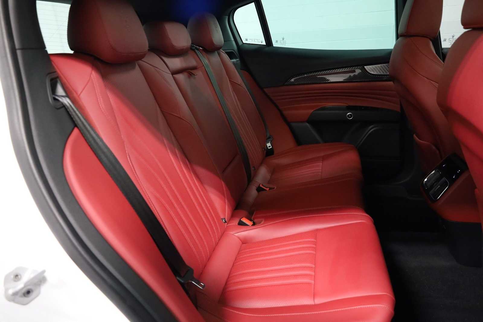 Thumbnail: 2023 Maserati Grecale - 37