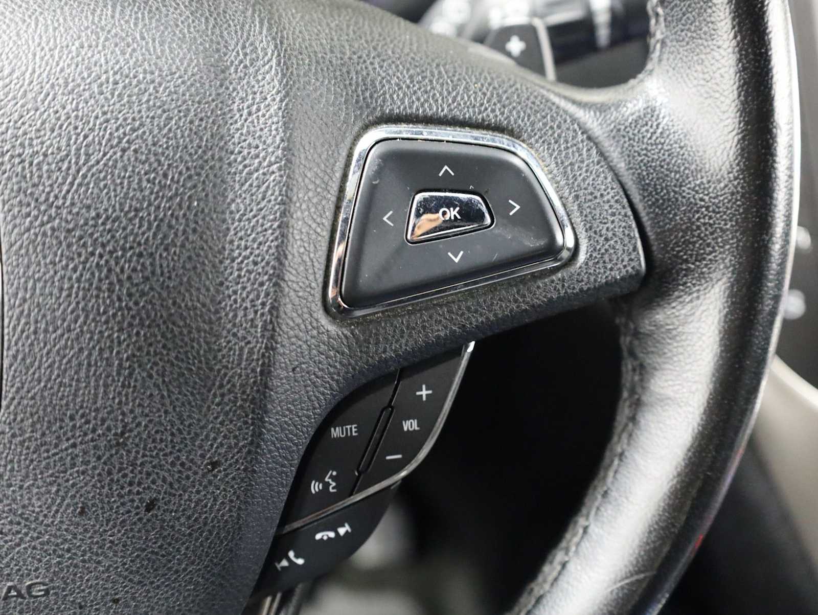 Thumbnail: 2016 Lincoln MKC - 25