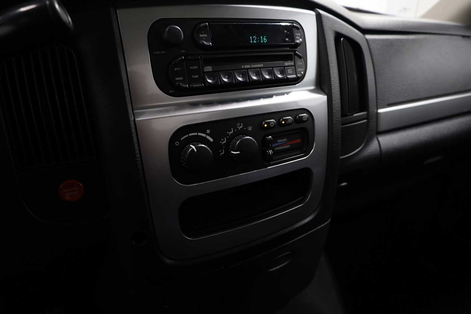 Thumbnail: 2005 Dodge Ram 1500 - 27