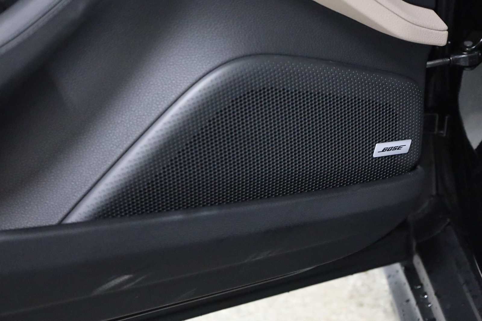 Thumbnail: 2026 Porsche Panamera - 17