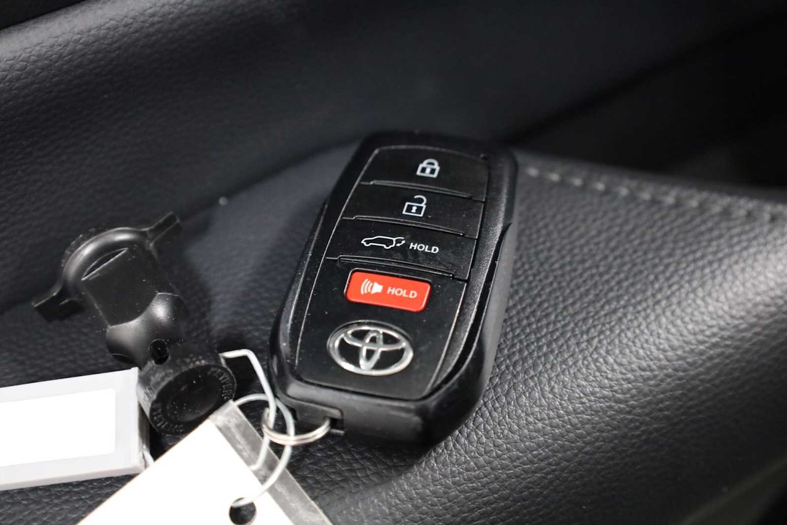 Thumbnail: 2024 Toyota Grand Highlander - 39