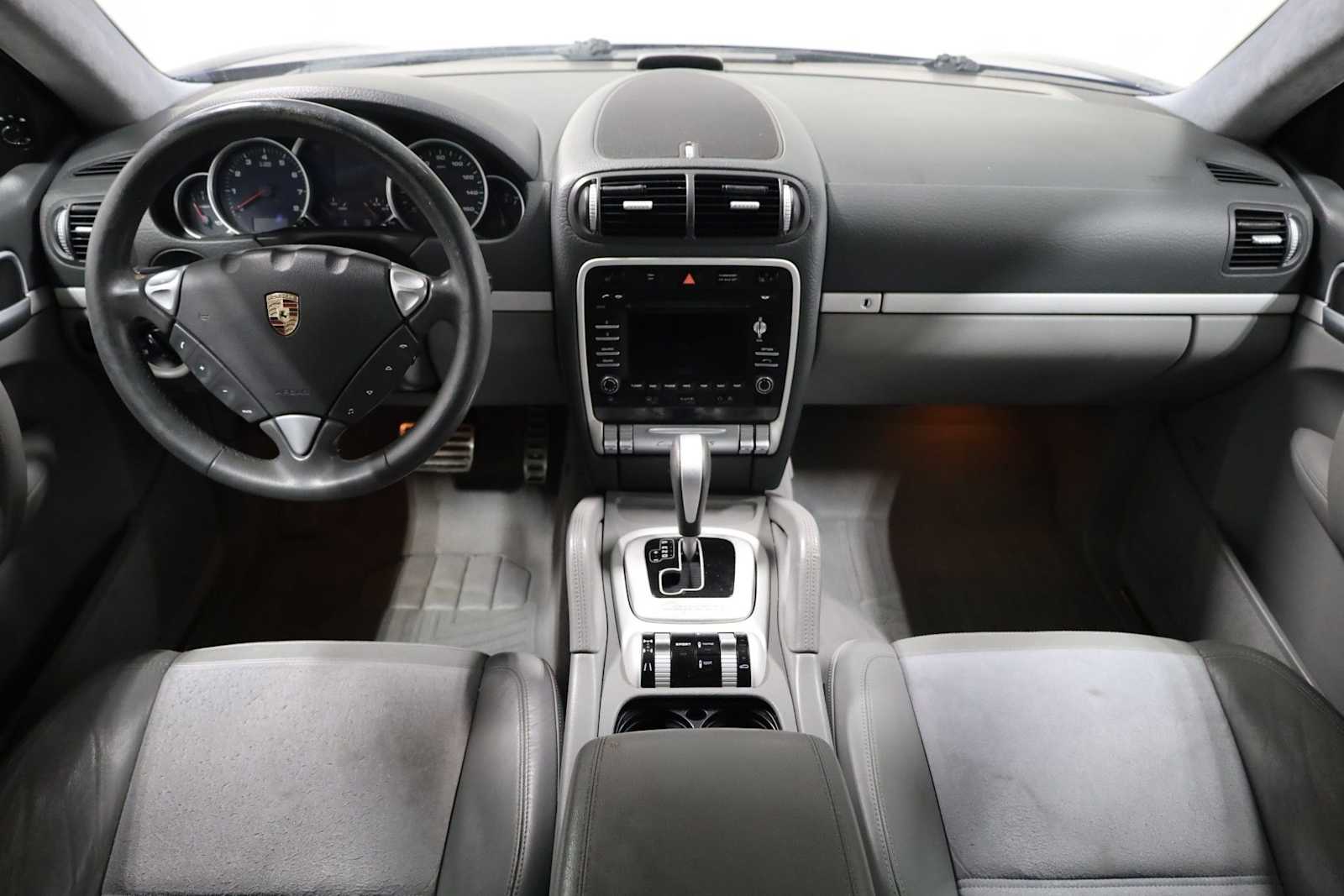 Thumbnail: 2009 Porsche Cayenne - 24