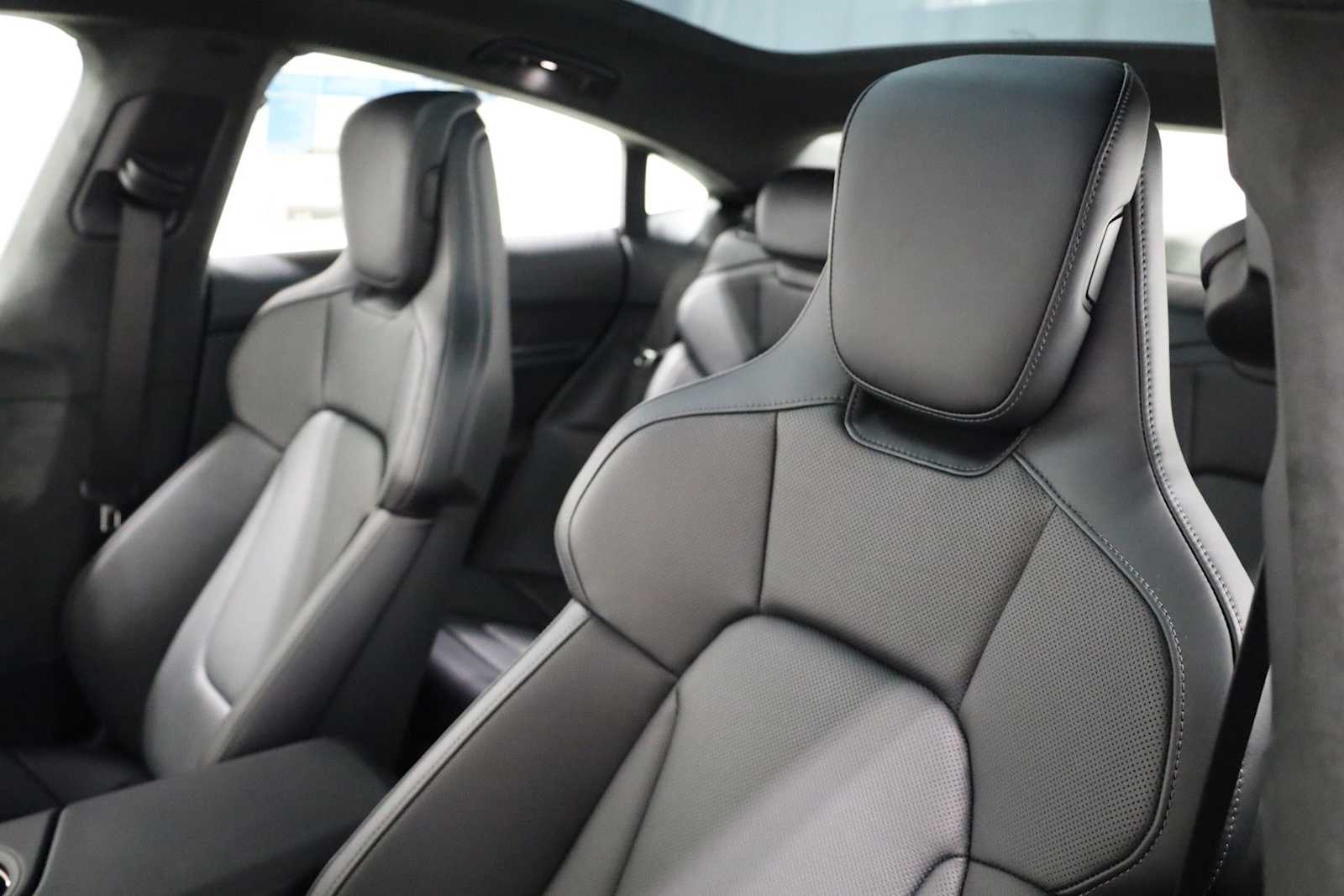 Thumbnail: 2026 Porsche Taycan - 19