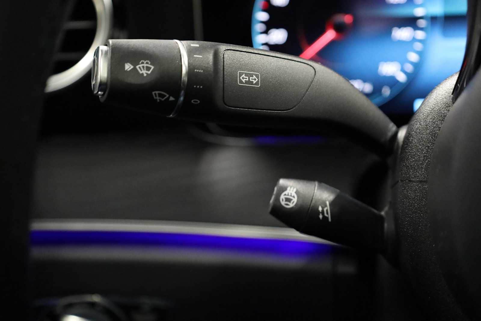 Thumbnail: 2023 Mercedes-Benz E-Class - 24