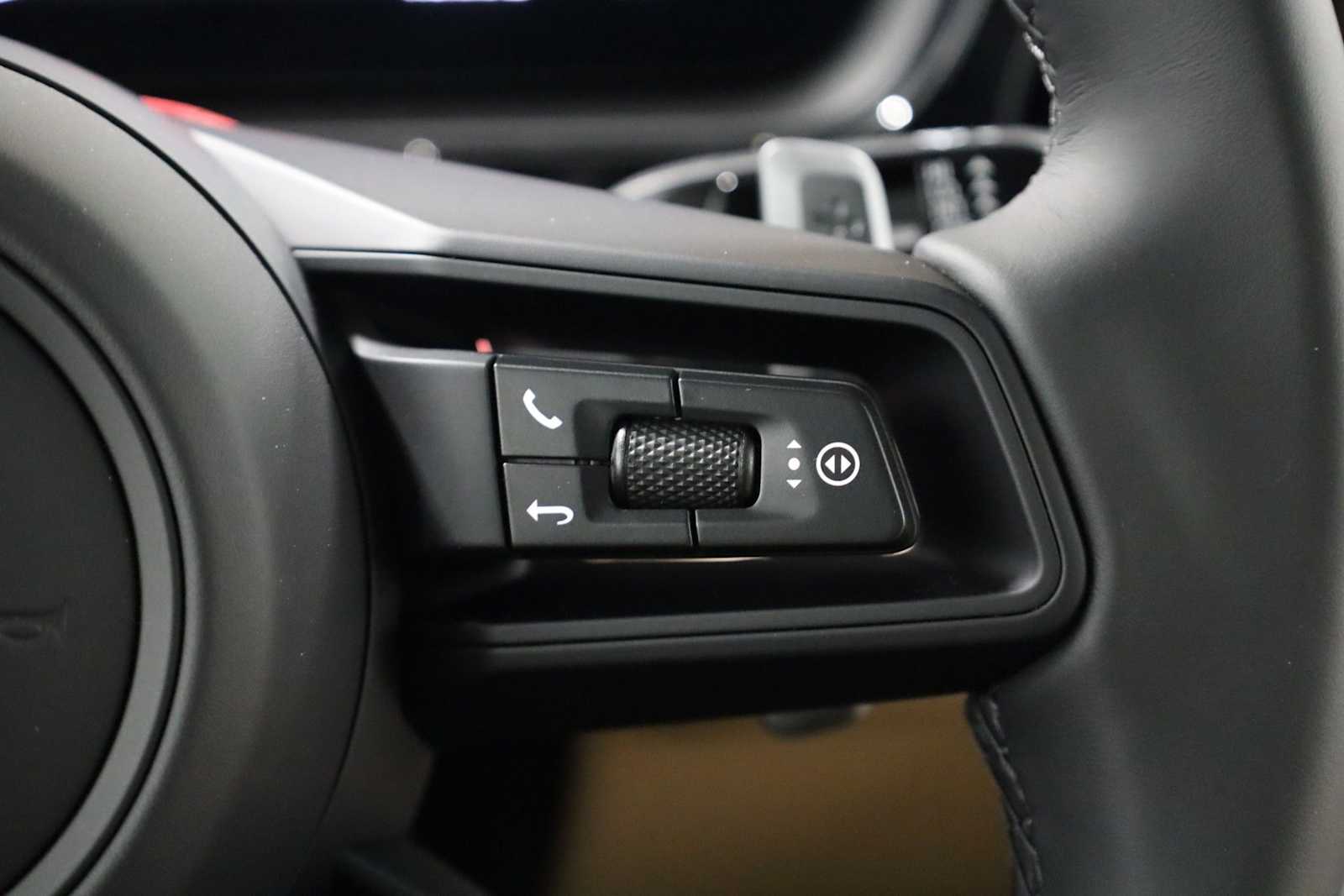 Thumbnail: 2026 Porsche  - 28