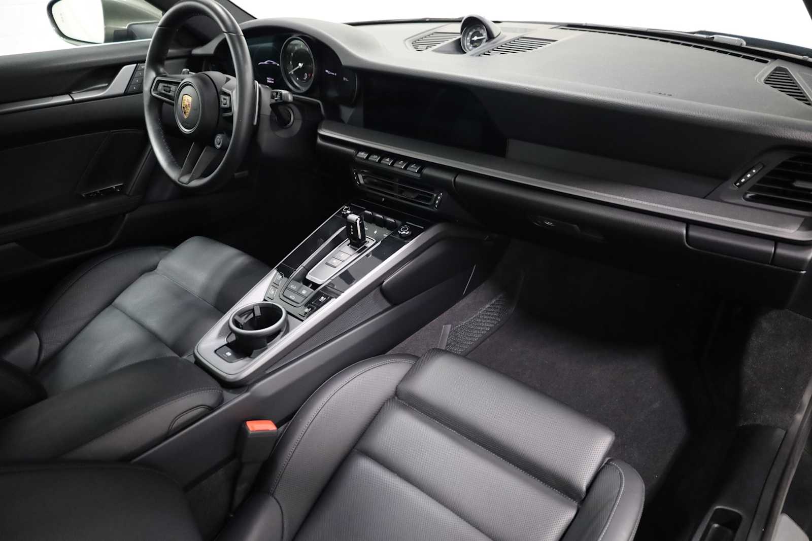 Thumbnail: 2022 Porsche 911 - 6