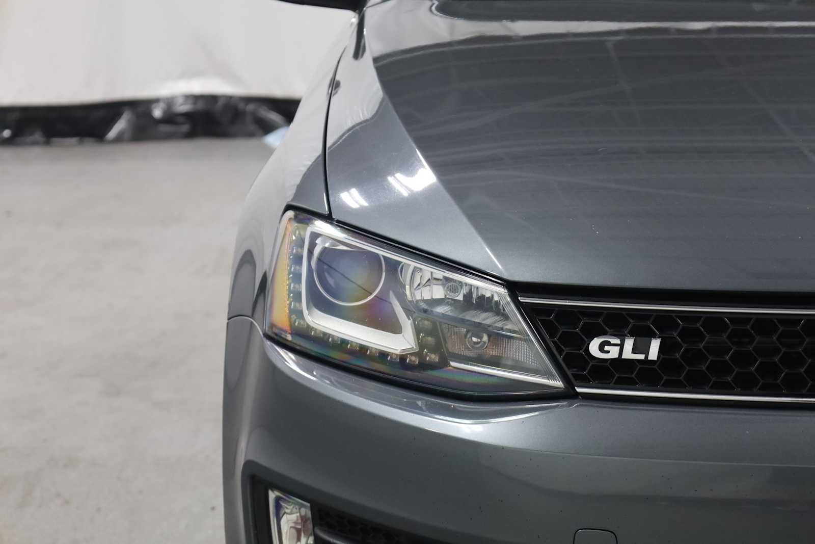 Thumbnail: 2014 Volkswagen Jetta - 15