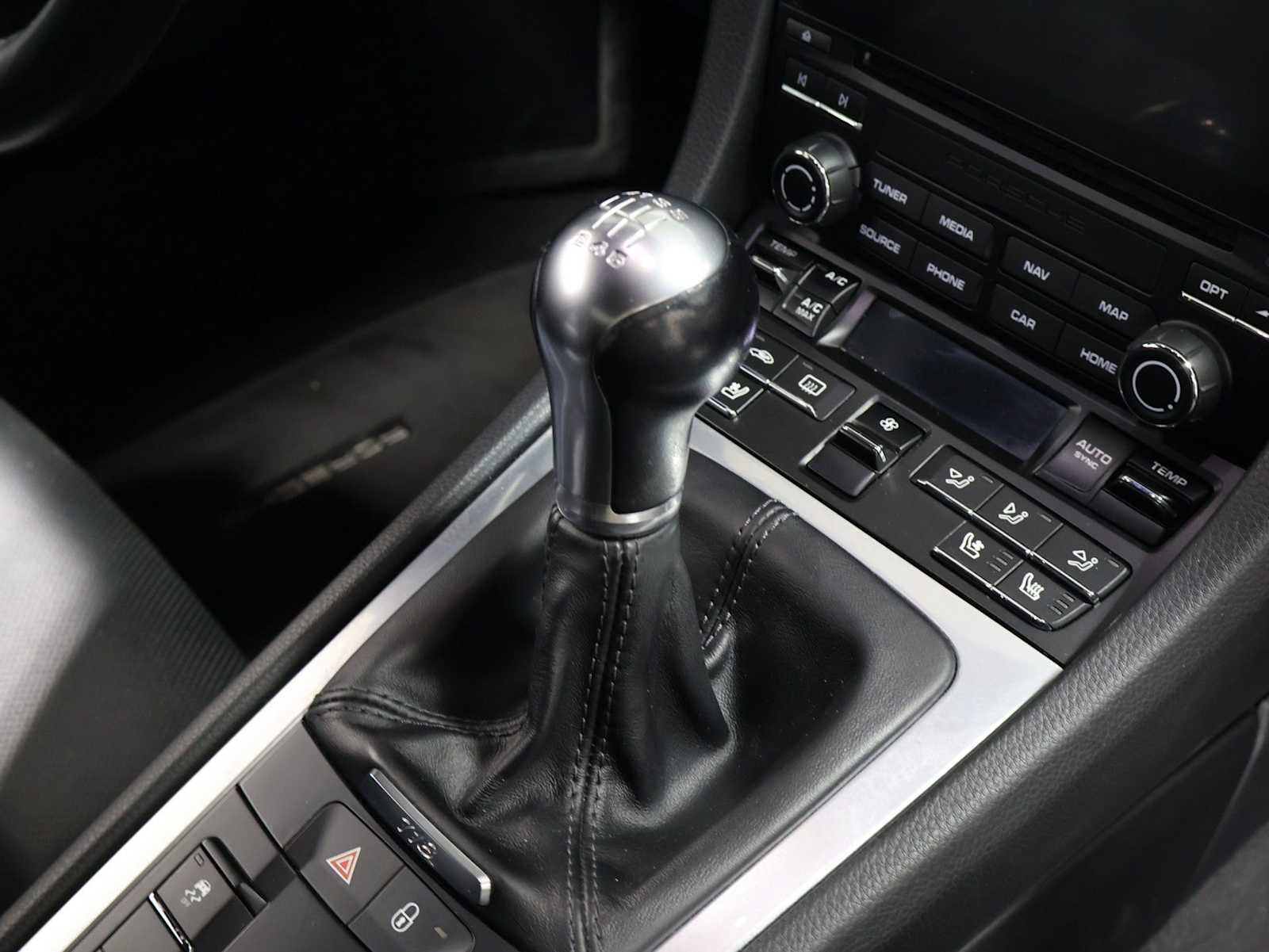 Thumbnail: 2018 Porsche 718 Cayman - 19