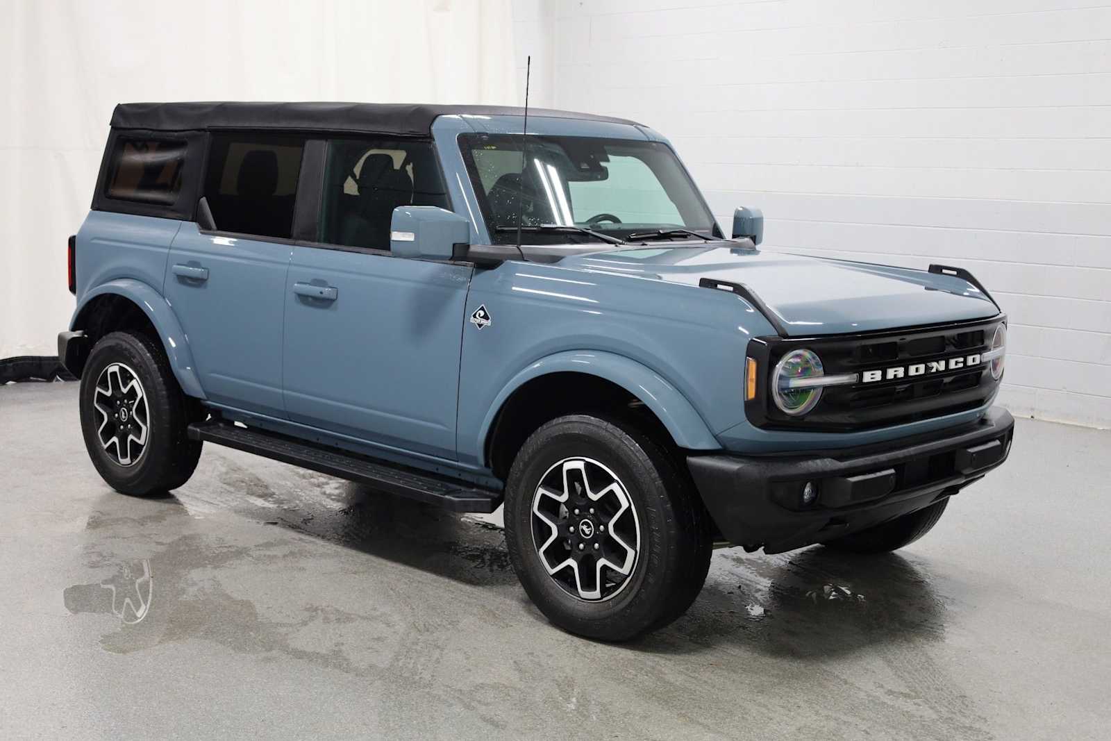 Thumbnail: 2021 Ford Bronco - 13