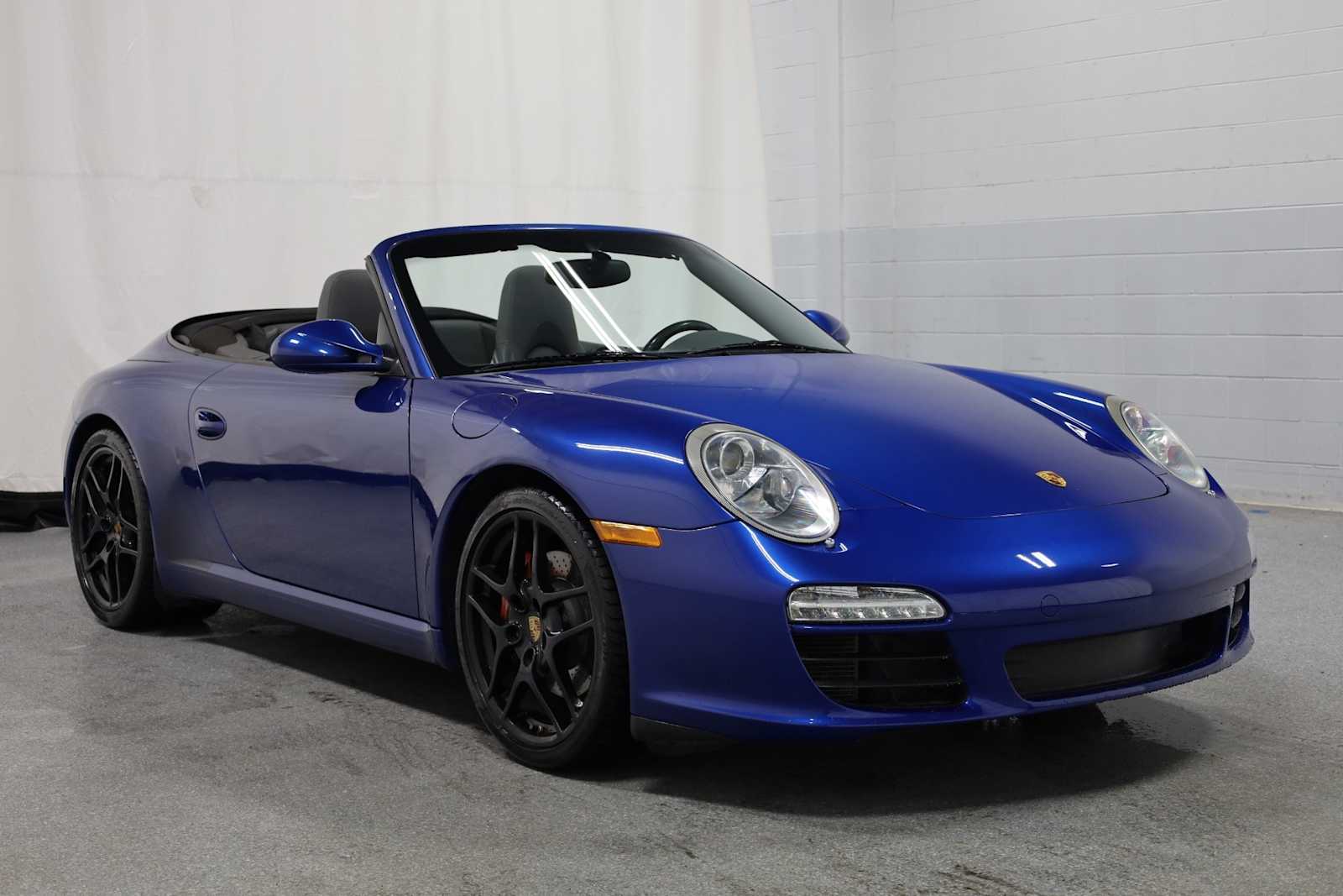 Thumbnail: 2009 Porsche 911 - 13
