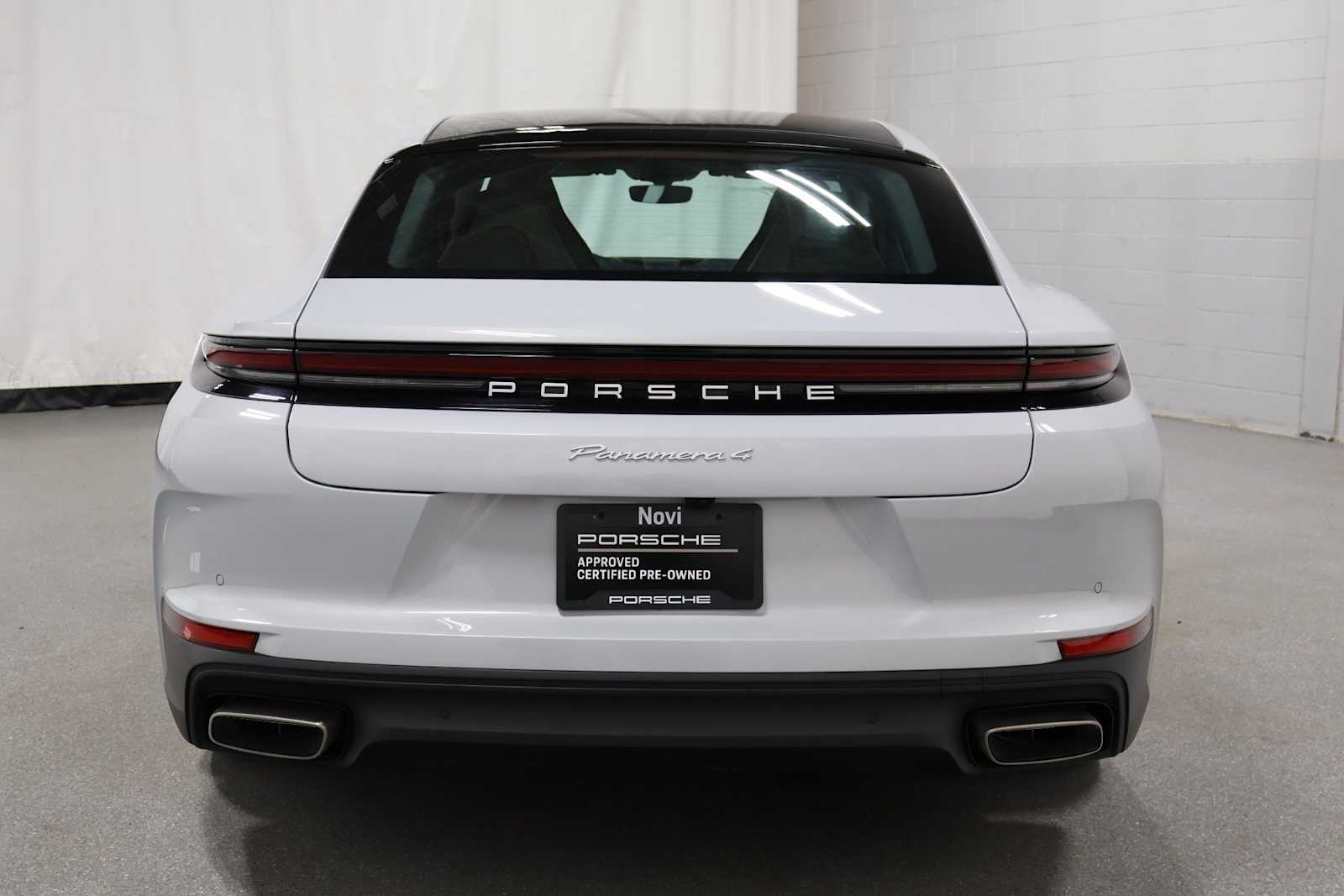 Thumbnail: 2025 Porsche Panamera - 7