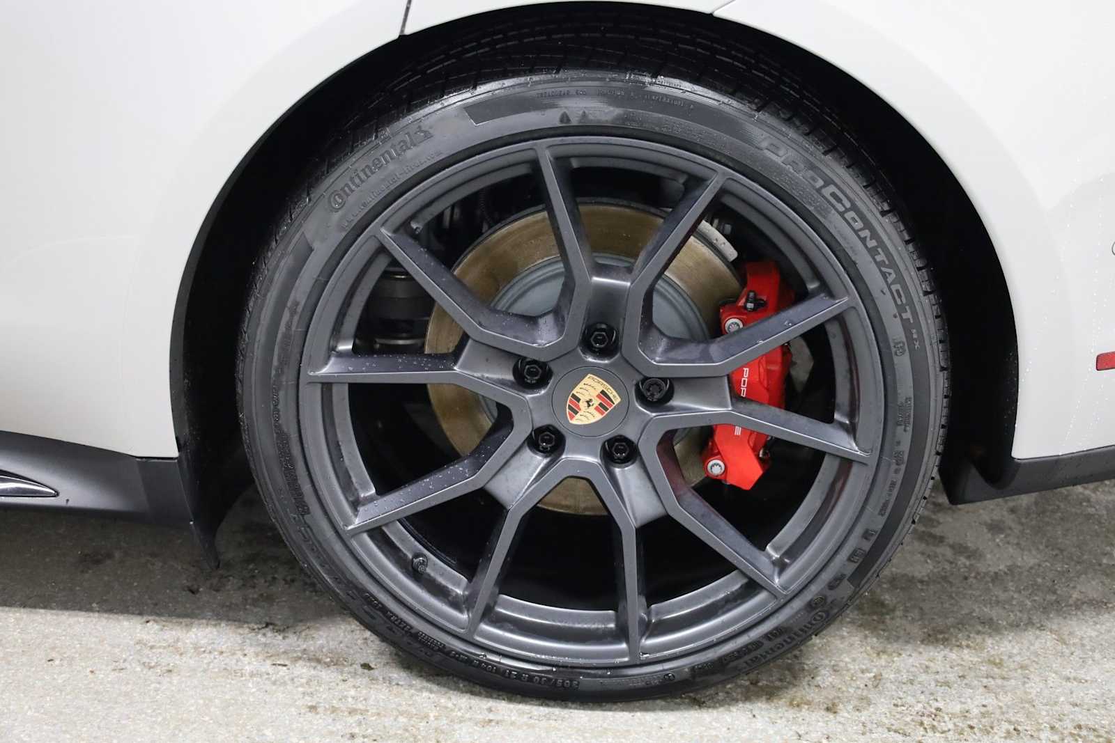 Thumbnail: 2026 Porsche Taycan - 38