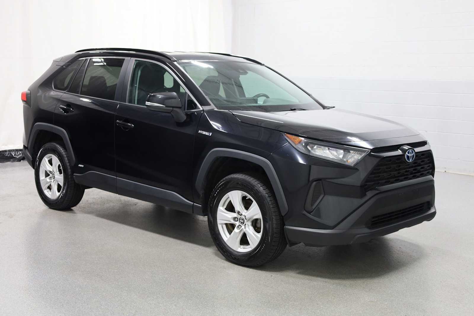 Thumbnail: 2021 Toyota RAV4 - 13