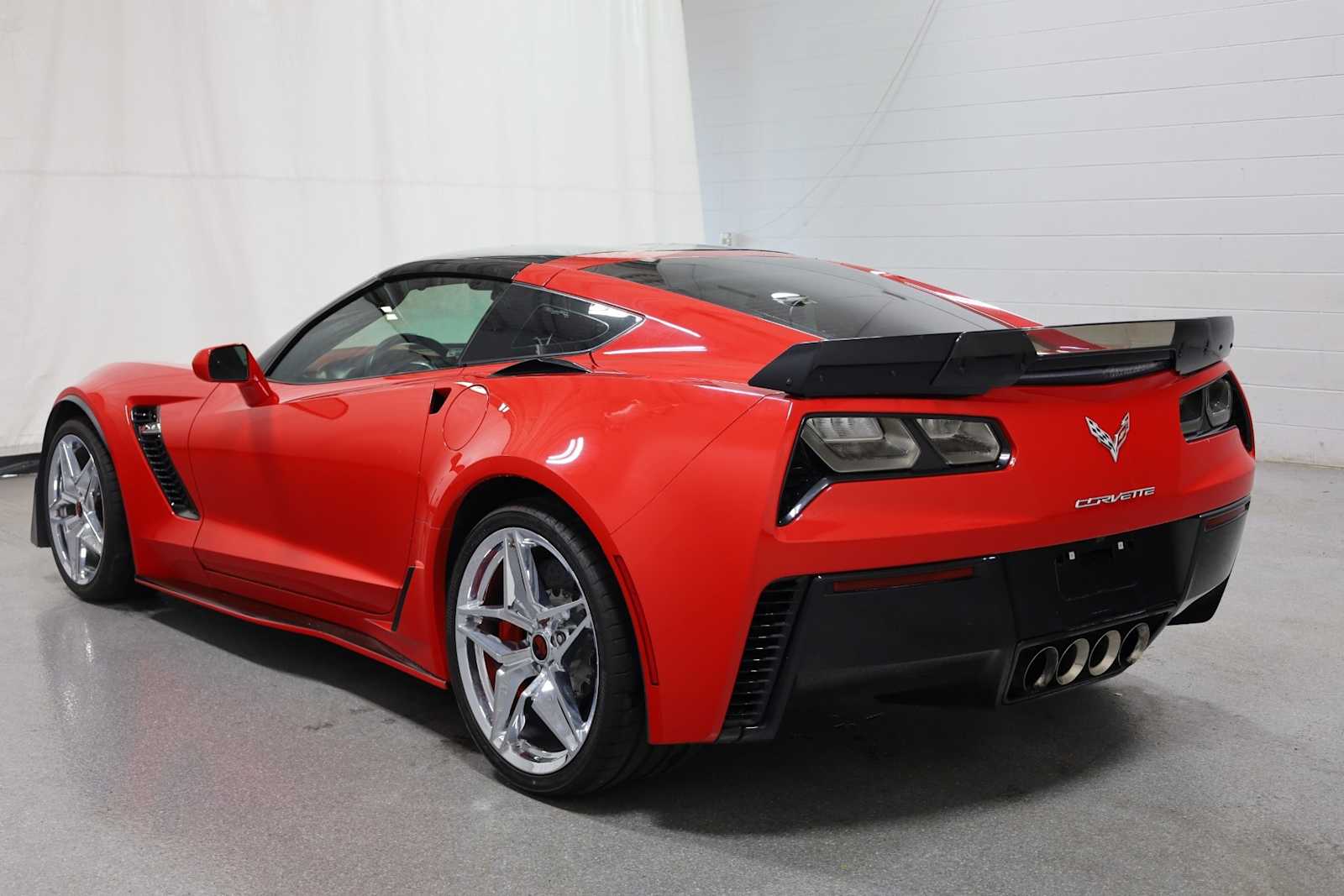 Thumbnail: 2016 Chevrolet Corvette - 3
