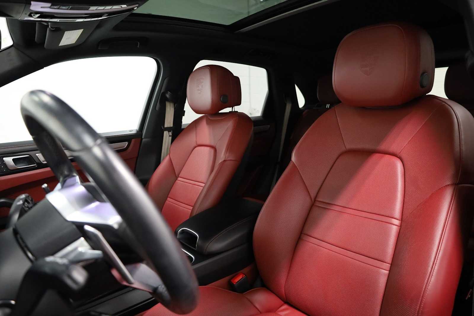 Thumbnail: 2022 Porsche Cayenne - 5