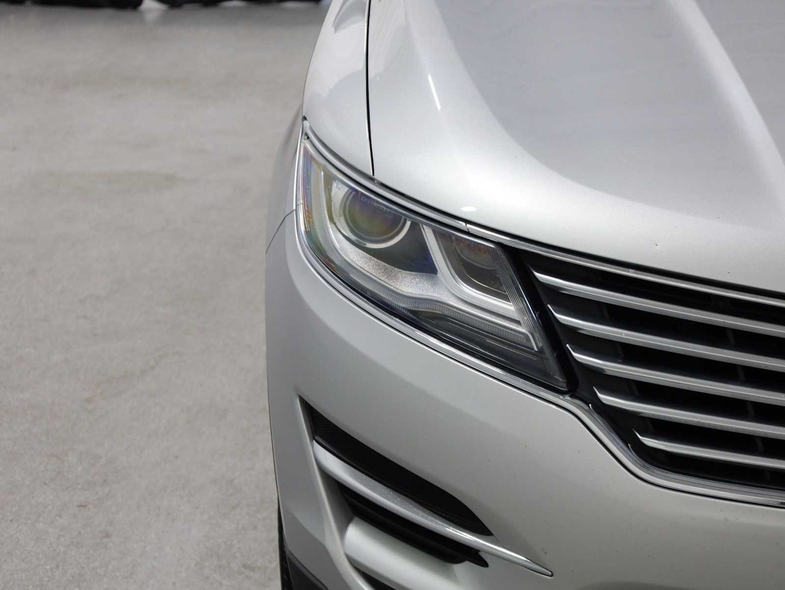 Thumbnail: 2016 Lincoln MKC - 15