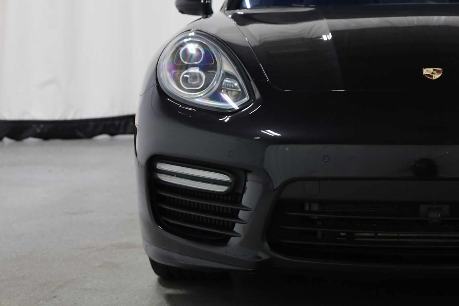 Thumbnail: 2014 Porsche Panamera - 13