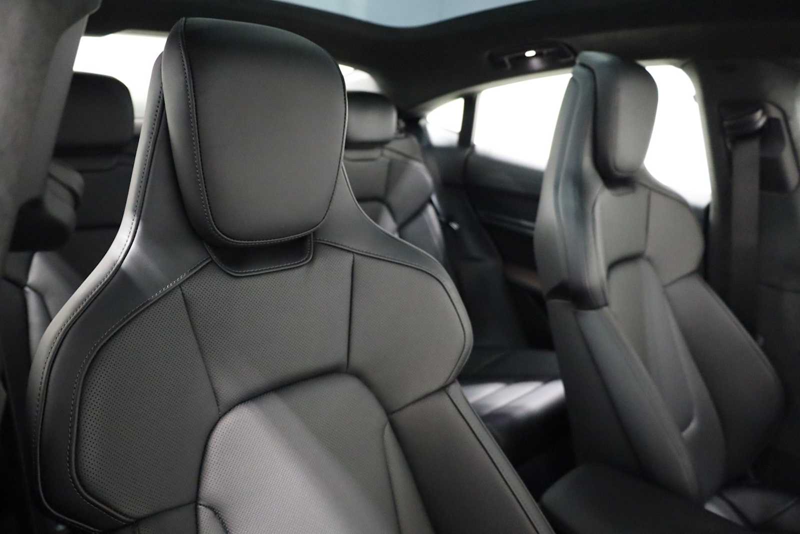 Thumbnail: 2026 Porsche Taycan - 22